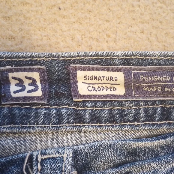 Miss Me Cropped Jeans - Picture 7 of 9